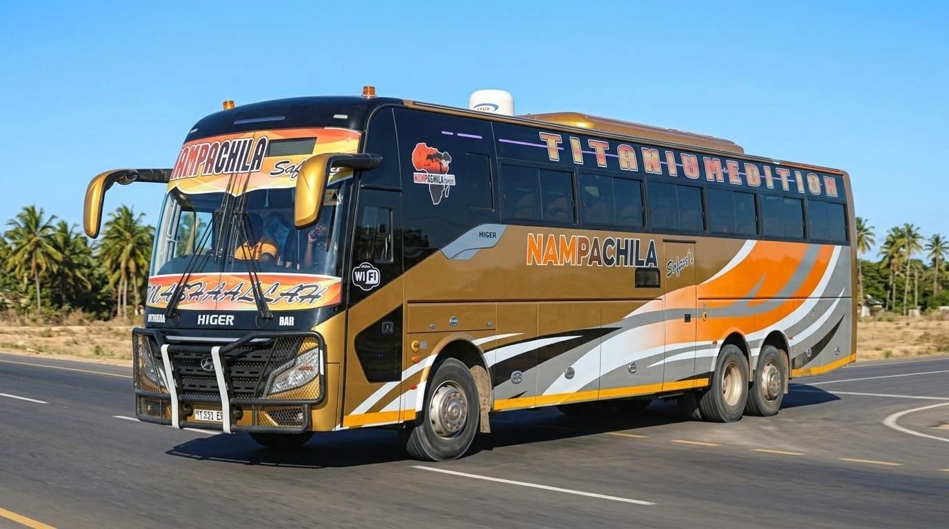 Basi la kifahari la Nampachila Safaris barabarani